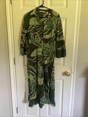 Zara Dark Green and Light Green Printed Button-Front Maxi Jumpsuit
